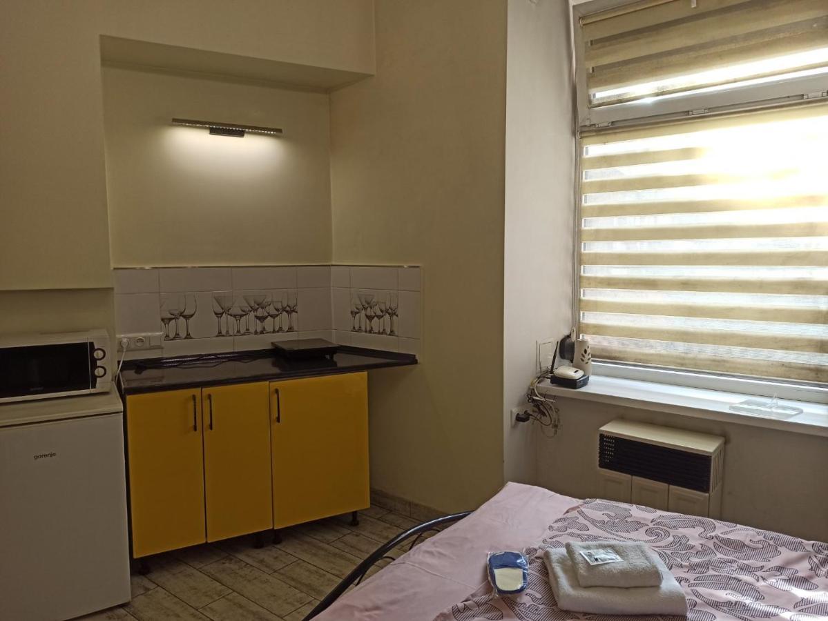 Smart Yellow Apartment-15 Хв Від Жд Вокзалу Lviv Extérieur photo