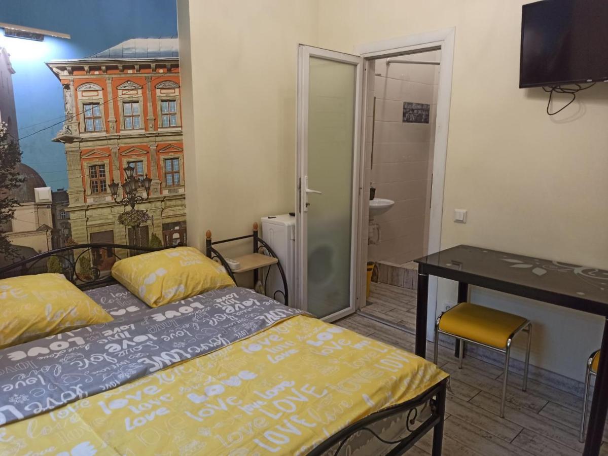 Smart Yellow Apartment-15 Хв Від Жд Вокзалу Lviv Extérieur photo