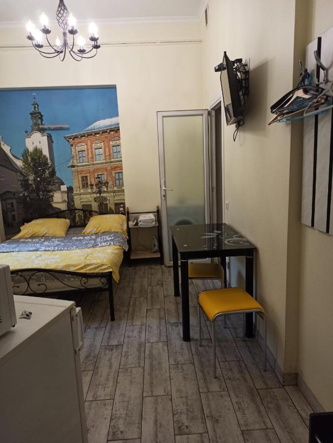 Smart Yellow Apartment-15 Хв Від Жд Вокзалу Lviv Extérieur photo